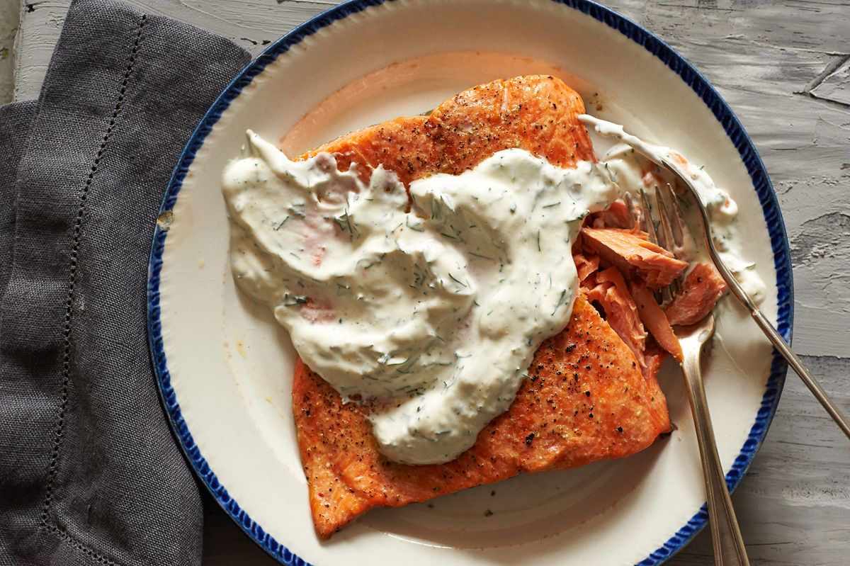 Noni's Salmon with Sour Cream-Dill Slather