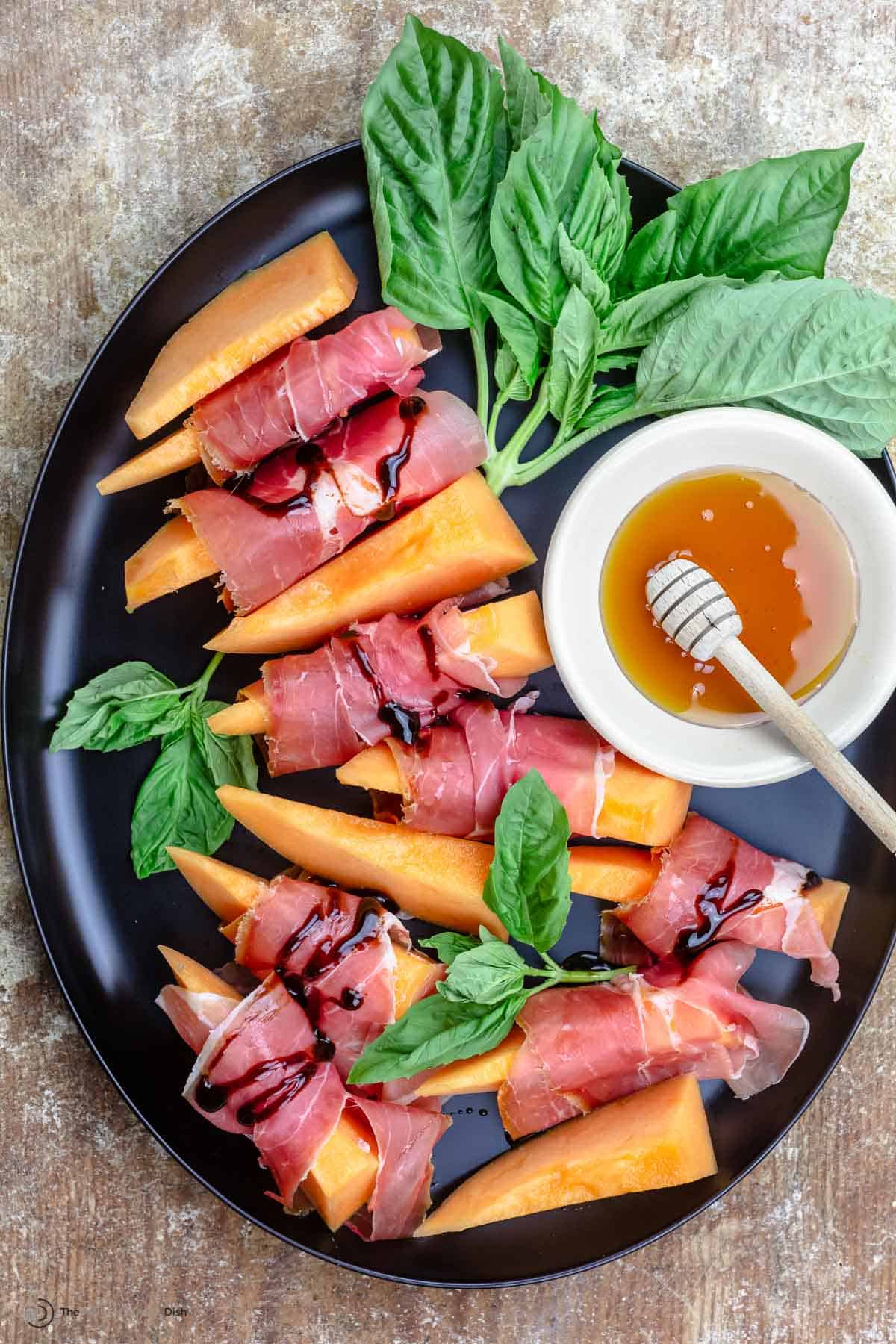 Prosciutto and Melon (Prosciutto e Melone)